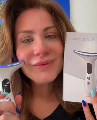 Amanda K Verified Customer Review Glokore LED Skin Sculptor Dallas Texas